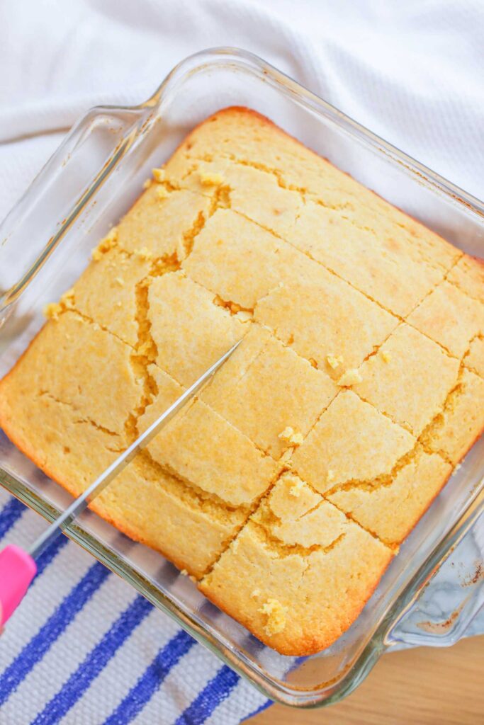 Classic Cornbread Recipe 